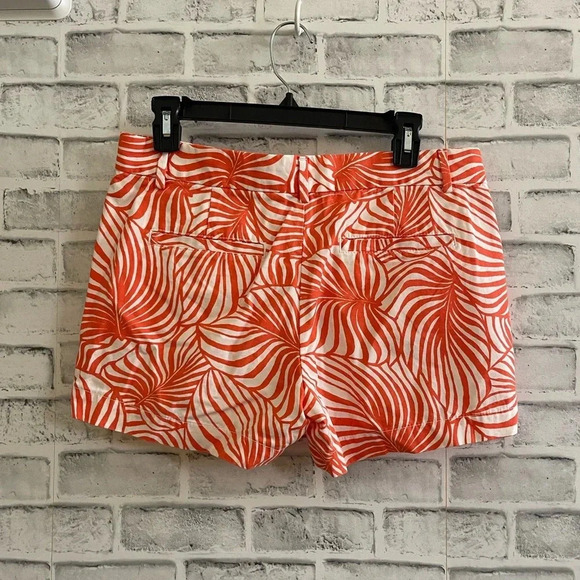 Women’s Gap coral monstera leaf print khaki sunkissed shorts size 4 - Picture 2 of 6